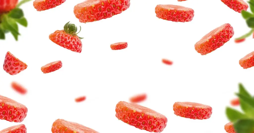 Erdbeeren schneiden